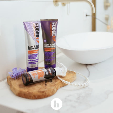 Fudge Clean Blonde Damage Rewind Violet Shampoo
