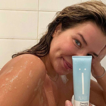 Naïf Face Cleansing Face Wash - 100ml