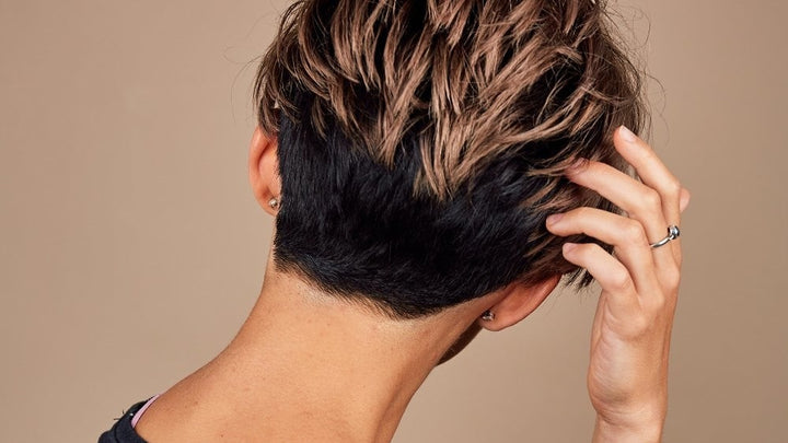 Stylingsproducten-aanbrengen-op-droog-haar