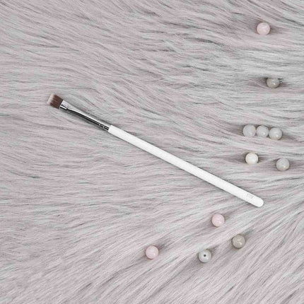 ilu Flat Definer Brush - 509