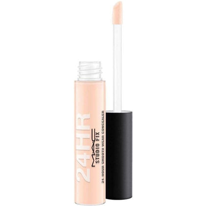 MAC Cosmetics NW22 Studio Fix 24-Hour Smooth Wear Concealer - 7ml