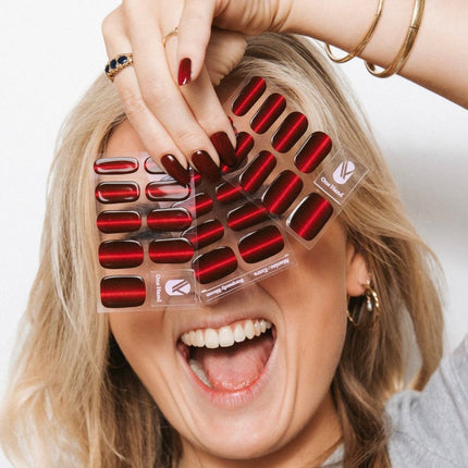 Maniac Burgundy Bloom Polish Sticker - 28pcs