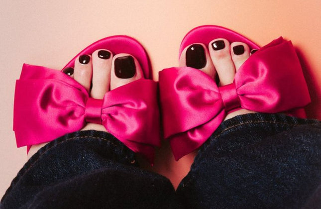 Maniac Busu Brown Toes Polish Sticker - 26pcs