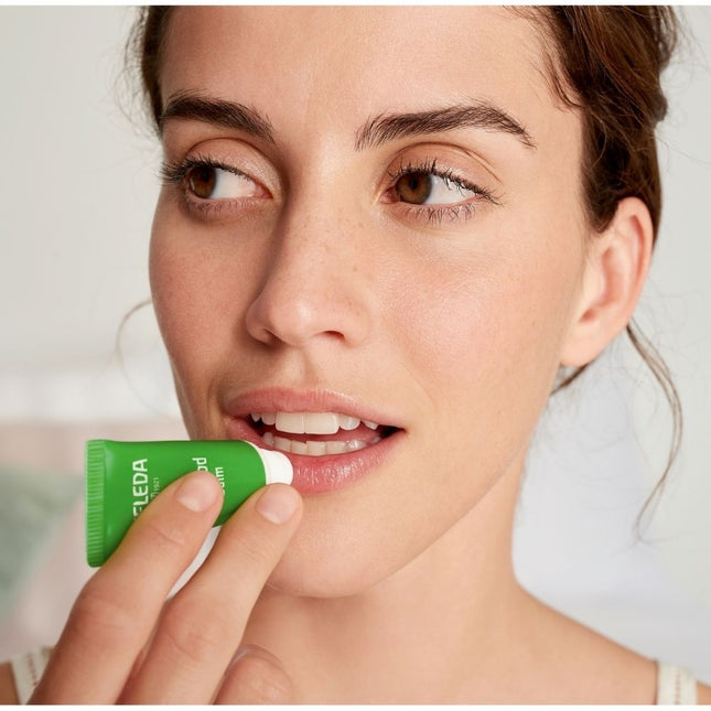 Weleda Skin Food Lip Balm - 8ml