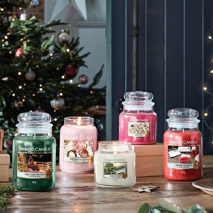 Yankee Candle Christmas Eve Signature Medium Jar - 368gr